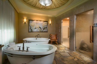 Turning stone casino spa services
