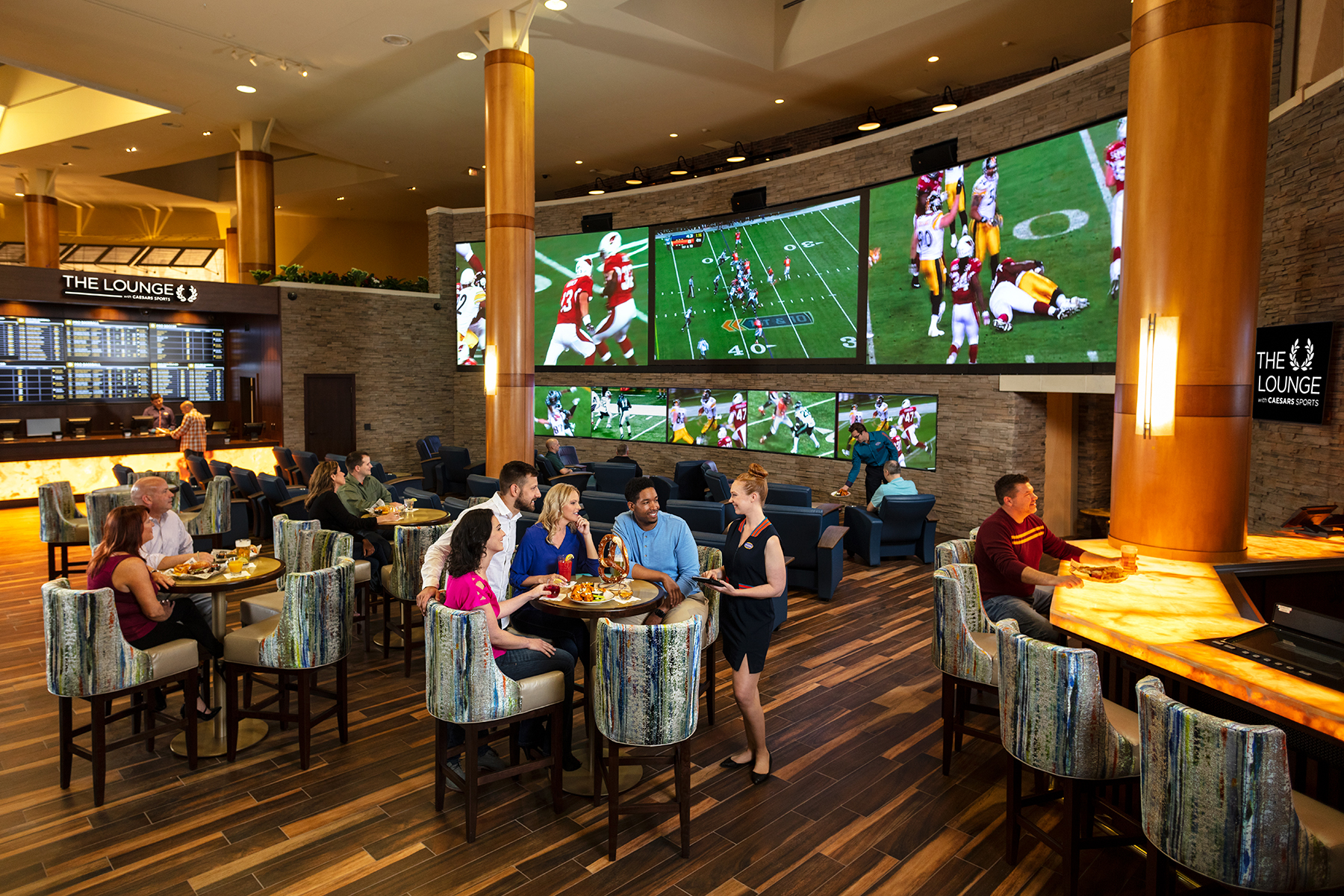 The Lounge with Caesars Sports at Turning Stone Casino