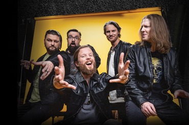 Home Free Band Image Color